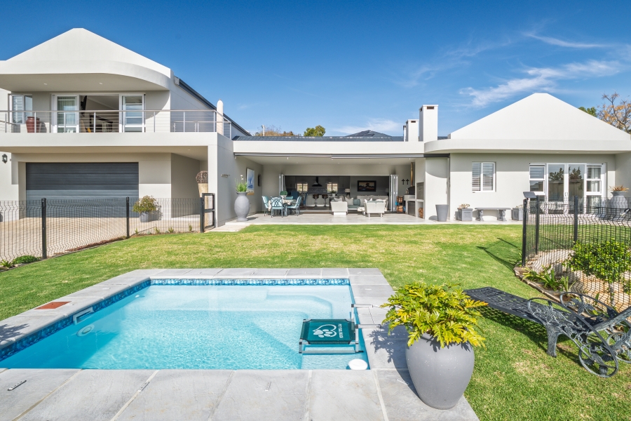 4 Bedroom Property for Sale in Knysna Heights Western Cape